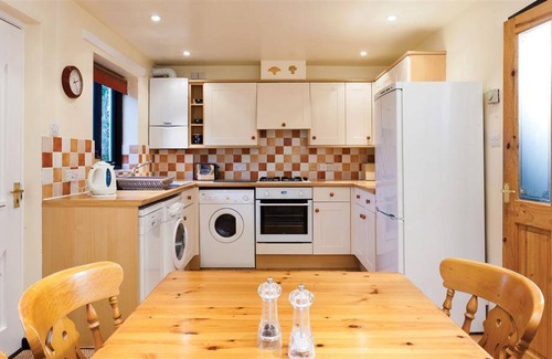 Coniston Cottage | 105 m² Cottage ∙ 2 bedrooms ∙ 4 guests