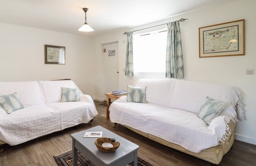 Weybread Cottage | 105 m² Cottage ∙ 2 bedrooms ∙ 4 guests