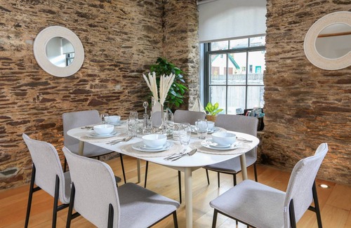 Dartmouth Cottage | 105 m² Cottage ∙ 2 bedrooms ∙ 4 guests