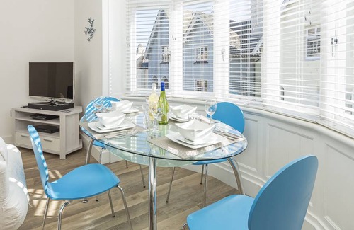 Dartmouth Cottage | 105 m² Cottage ∙ 2 bedrooms ∙ 4 guests