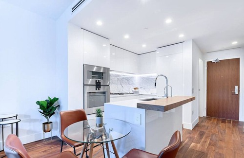 Marpole Apartment | 105 · Zodiac Luxury Sagittarius Palace Parkway(Monthly+Long Term only)