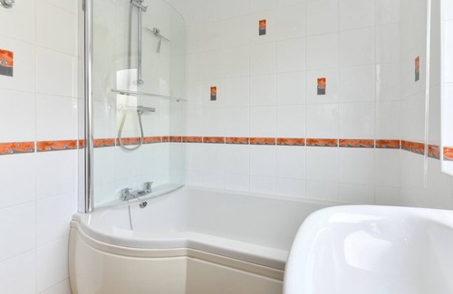 Abersoch House | 106 Cae Du - Three Bedroom House, Sleeps 6
