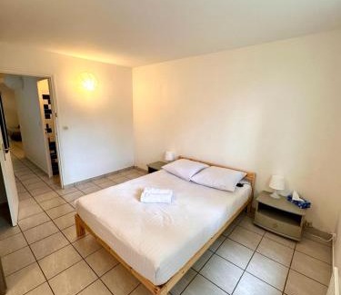 Cros-de-Cagnes Apartment | 106 Cagnes - T2 avec jardin dans une ancienne villa