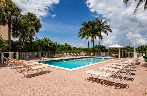 South Island Condo | 106 m² Condo ∙ 2 bedrooms ∙ 4 guests
