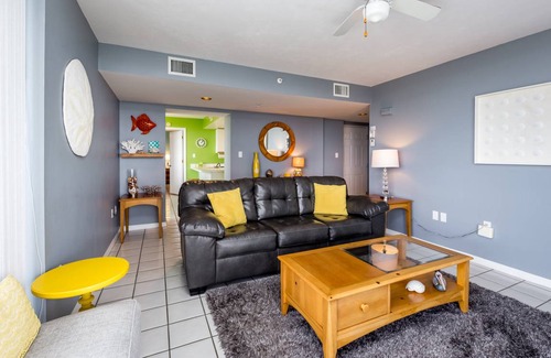 South Island Condo | 106 m² Condo ∙ 2 bedrooms ∙ 4 guests