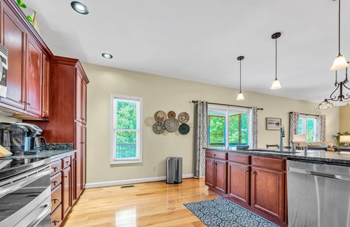 Huddleston House | 1066 Joffrey - 3 Bedroom Home 1st Fairway at Mariners SML
