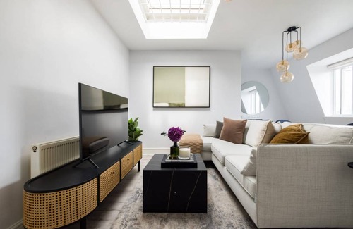 St. Johns Wood Apartment | 107 m² Apartment ∙ 3 bedrooms ∙ 6 guests