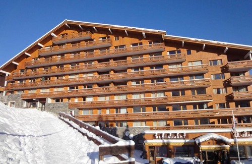 Meribel-Mottaret Apartment | 10m from ski slopes, Ground floor, balcony, ski locker, 40m², Méribel-Mottaret