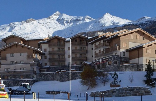 Val Cenis Apartment | 10m from ski slopes, 2nd floor, balcony, parking, tv, ski locker, 40m², Val Cenis