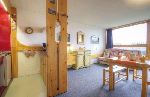 Arc-1800 Apartment | 10m from ski slopes, 1st floor, balcony, tv, 33m², Les Arcs