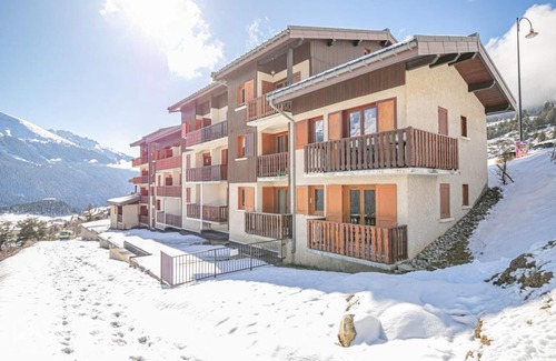 Aussois Apartment | 10m from ski slopes, 2nd floor, balcony, ski locker, 18m², Aussois