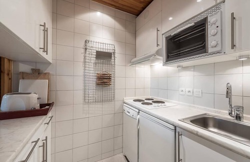 Le Lavachet Apartment | 10m from ski slopes, Ground floor, view ski slopes, balcony, tv, ski locker, 45m², Tignes
