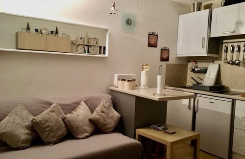 Aime Apartment | 10m from ski slopes, view ski slopes, balcony, tv, ski locker, 26m², La Plagne