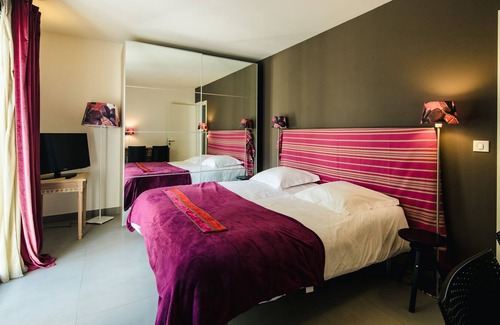 Tavel Villa | 10min from Avignon, La Villa d'Ambre - Domaine de la Mordorée, Tavel, 8 pers max