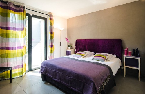 Tavel Villa | 10min from Avignon, La Villa d'Ambre - Domaine de la Mordorée, Tavel, 8 pers max