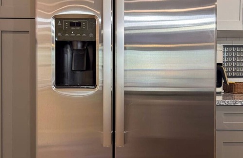 Athens Apartment | 10min to UGA |Wi-Fi|Publix|Parking