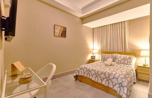 Evaristo Morales Apartment | 10ThFloor Penthouse With JACUZZi 6 Guest, Family Ambient