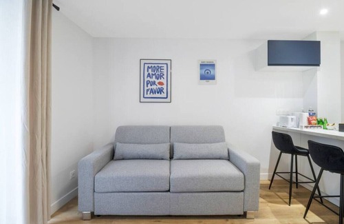 Quartier Saint-Georges Apartment | 11.Appart 4pers #1 Bedroom # Pigalle # Paris 9