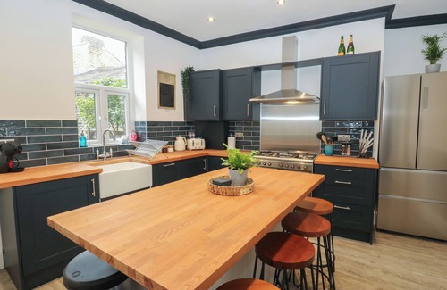 Haworth House | 11 BRONTE STREET, pet friendly, with open fire in Haworth
