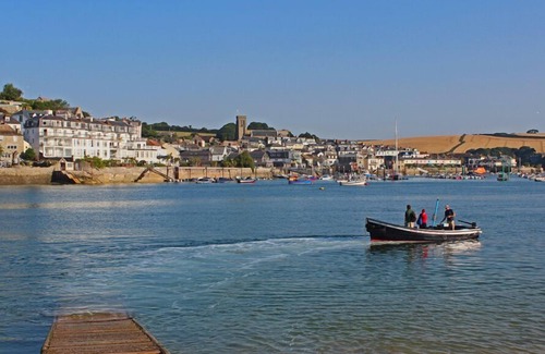Salcombe Cottage | 11 Robinsons Row, SALCOMBE