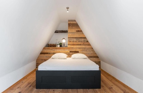 Peyzac-le-Moustier House | 11 th century fully renovated gite in Peyzac le Moustier