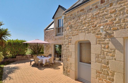 Plouhinec Other | 110 m² Accommodation ∙ 3 bedrooms ∙ 6 guests