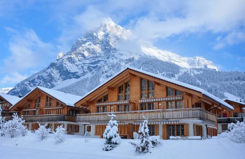 Kandersteg Apartment | 110 m² Apartment ∙ 2 bedrooms ∙ 4 guests