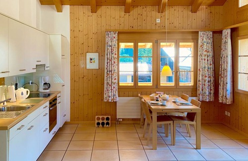 Kandersteg Villa | 110 m² Villa ∙ 1 bedroom ∙ 4 guests