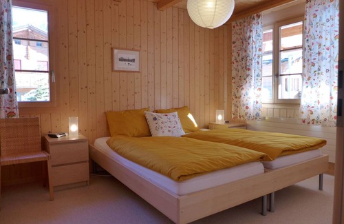 Kandersteg Villa | 110 m² Villa ∙ 1 bedroom ∙ 4 guests