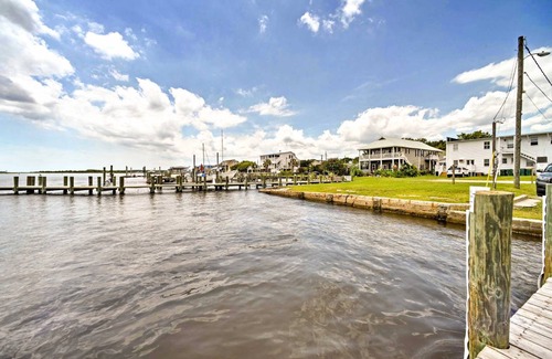 Swansboro Apartment | 111 m² Apartment ∙ 4 guests