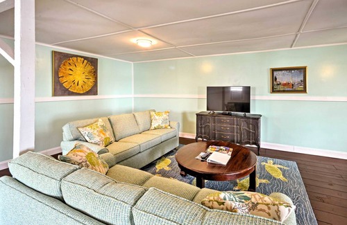 Swansboro Apartment | 111 m² Apartment ∙ 4 guests