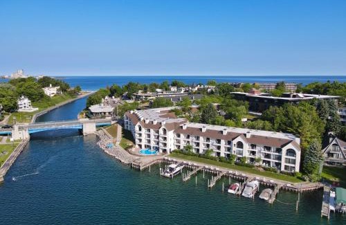 Charlevoix House | 112 Edgewater Inn with Waterfront Access