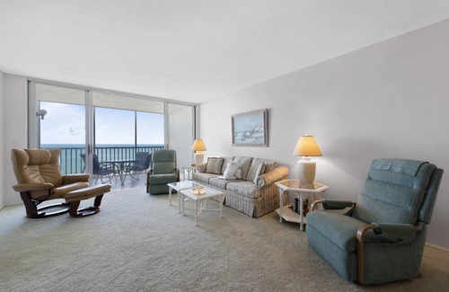 South Island Condo | 112 m² Condo ∙ 2 bedrooms ∙ 6 guests