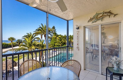 South Island Condo | 112 m² Condo ∙ 2 bedrooms ∙ 6 guests