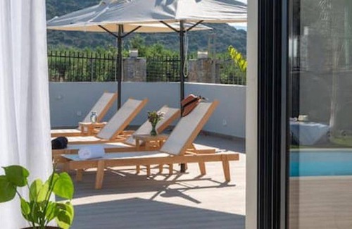 Malia Villa | 112 m² Villa ∙ 2 bedrooms ∙ 7 guests