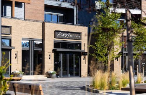 Bend House | 1127 Aerie Buyout 2 Units w Hot TubMountain Views Near Downtown