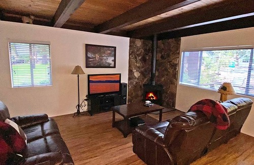 Highland Woods Cabin | 113 m² Cabin ∙ 2 bedrooms ∙ 8 guests