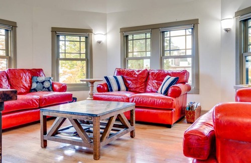 Chautauqua Condo | 113 m² Condo ∙ 4 bedrooms ∙ 6 guests