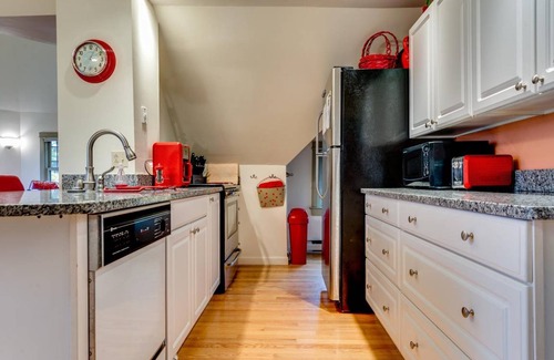 Chautauqua Condo | 113 m² Condo ∙ 4 bedrooms ∙ 6 guests