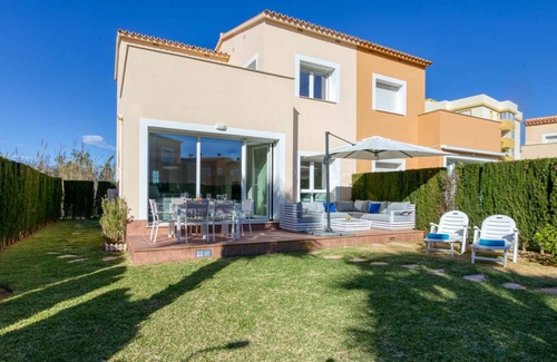 Molinell Other | 115 m² Accommodation ∙ 3 bedrooms ∙ 6 guests