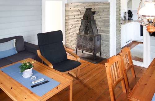 Vik House | 115 m² House ∙ 3 bedrooms ∙ 4 guests