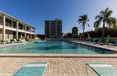 Siesta Key Condo | 116 m² Condo ∙ 2 bedrooms ∙ 4 guests
