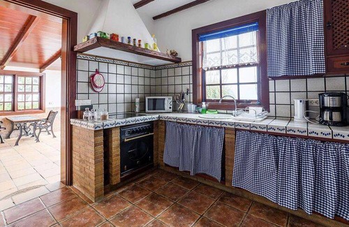 El Granel House | 116 m² House ∙ 2 bedrooms ∙ 4 guests
