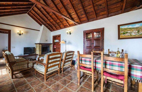 El Granel House | 116 m² House ∙ 2 bedrooms ∙ 4 guests