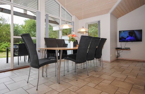Torup Strand House | 116 m² House ∙ 4 bedrooms ∙ 8 guests