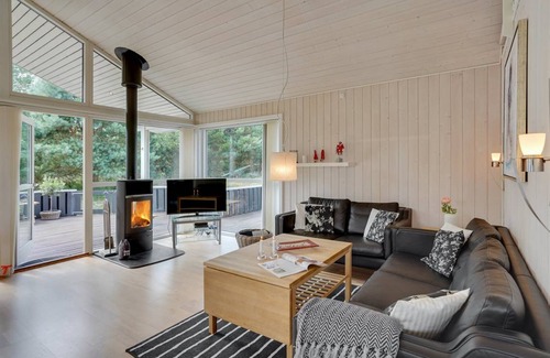 Torup Strand House | 116 m² House ∙ 4 bedrooms ∙ 8 guests