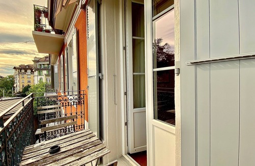 Lausanne Apartment | 117 * Bright, classic and elegant, close to train station