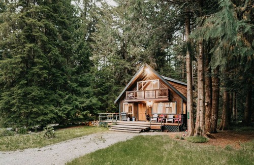 Glacier Cabin | 117 m² Cabin ∙ 3 bedrooms ∙ 7 guests