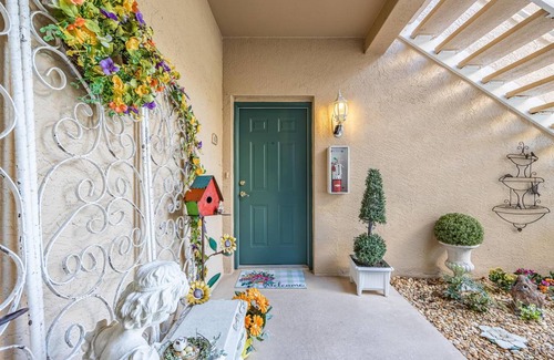 Cypress Lake Condo | 117 m² Condo ∙ 2 bedrooms ∙ 4 guests
