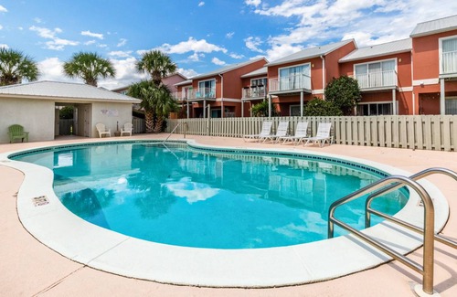 Miramar Beach House | 117 m² House ∙ 2 bedrooms ∙ 6 guests
